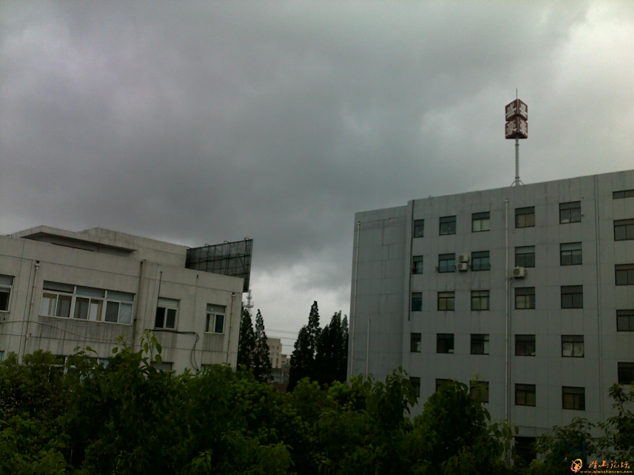 20120808364.jpg