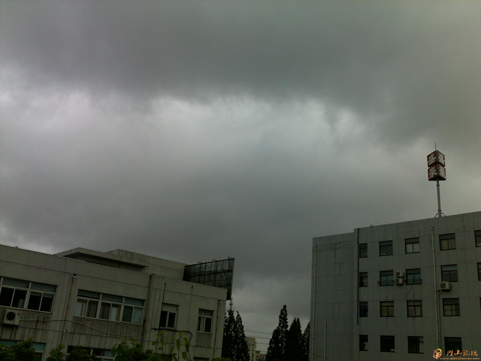 20120808369.jpg