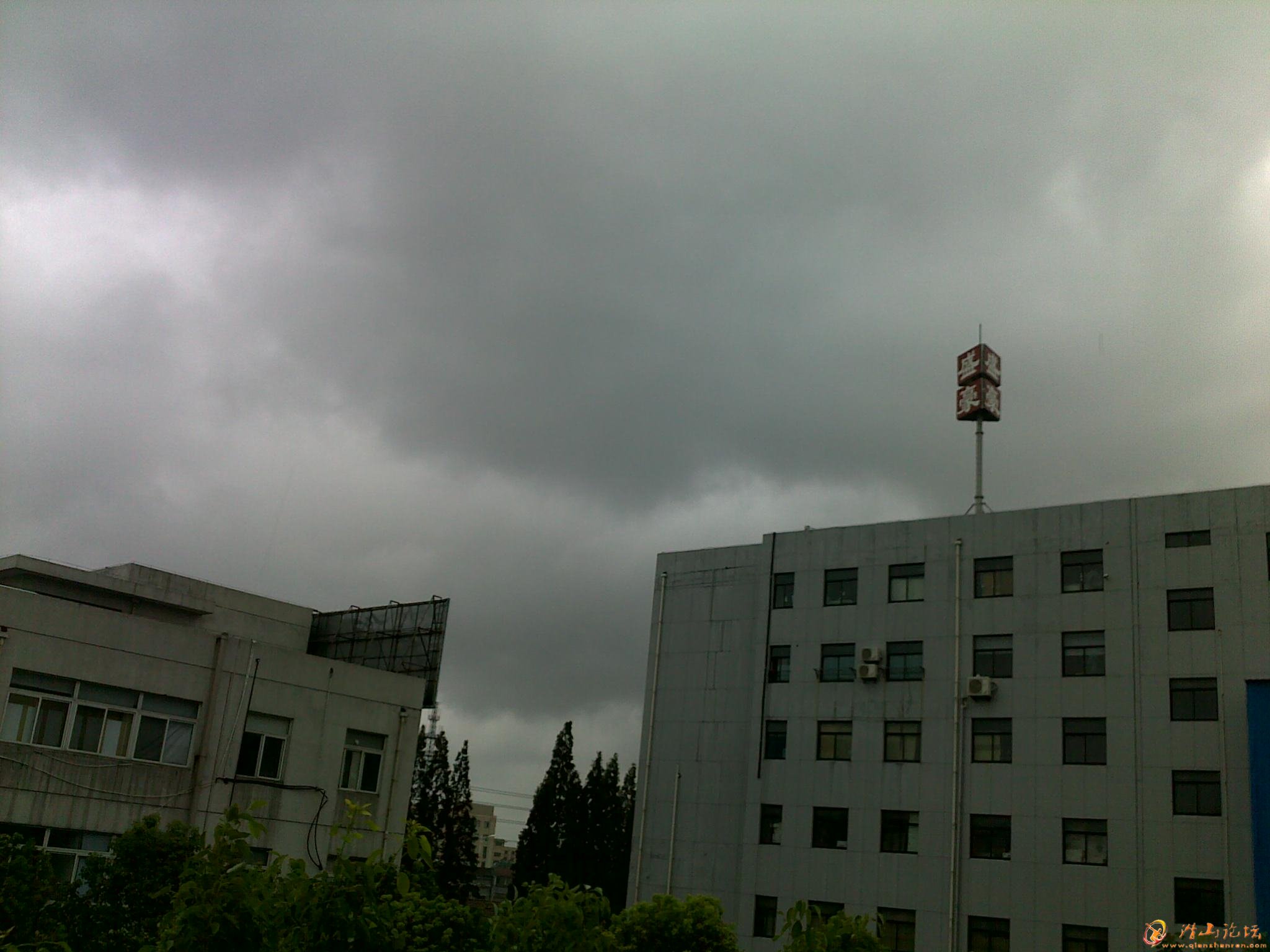 20120808371.jpg